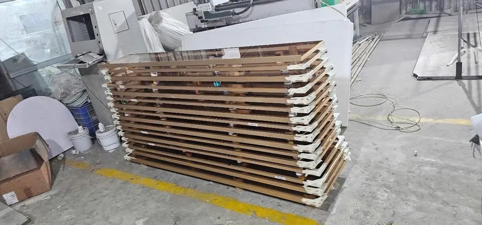 Tủ bếp inox cánh kính NC Home - Sản phẩm thực tế 3